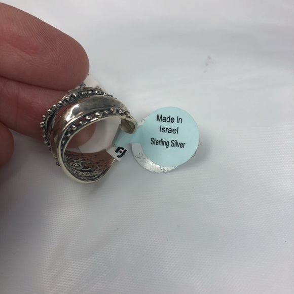 NWT Beautiful Sterling Sliver Ring Size 7 - Picture 6 of 6